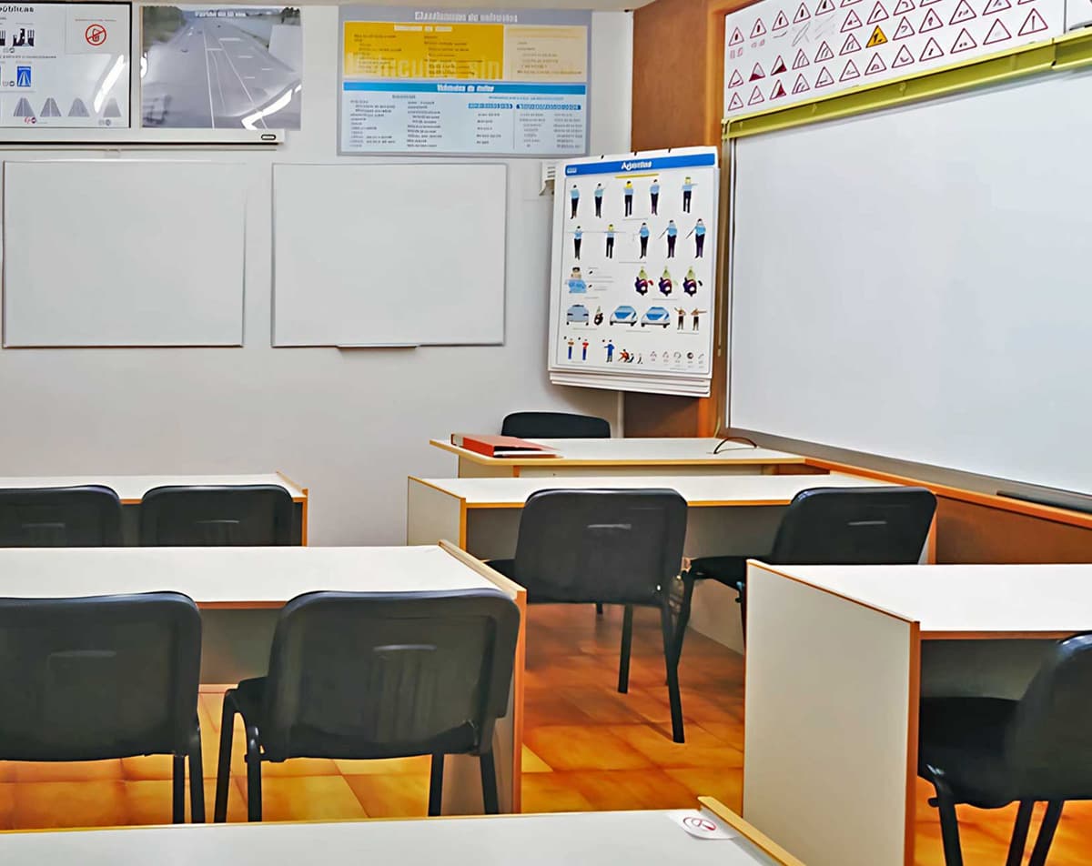 Obtener el permiso B en Narón - Autoescola Rodaxe